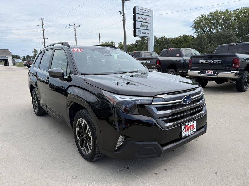 Used 2025 Subaru Forester PremiumImage 30