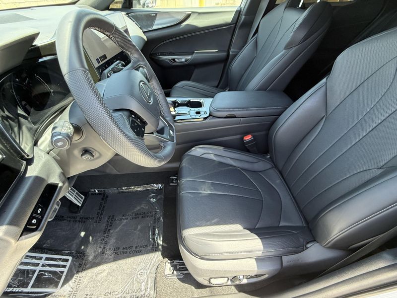 2024 Lexus NX 350 F SPORT HandlingImage 19