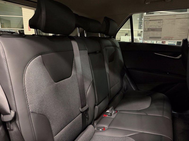 New 2027 Kia Niro LXImage 16