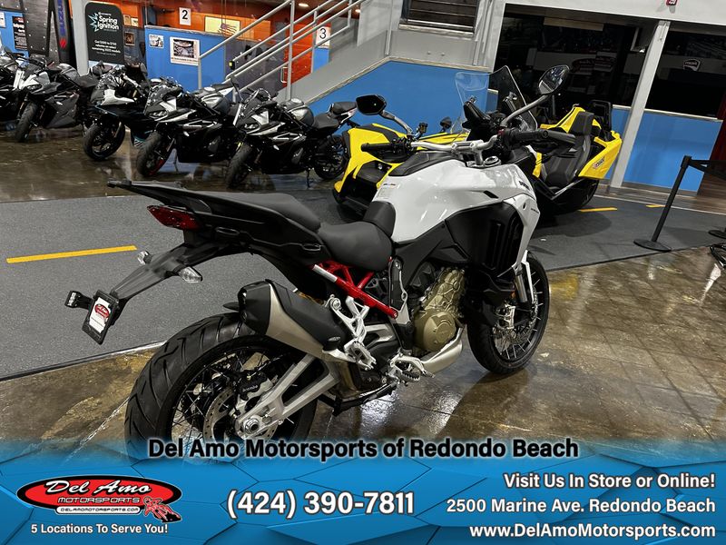 2023 Ducati MULTISTRADA V4 S  in a ICEBERG WHITE exterior color. Del Amo Motorsports of Redondo Beach (424) 304-1660 delamomotorsports.com 