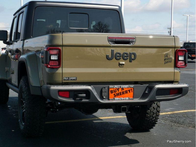 New 2025 Jeep Gladiator Willys 4x4
