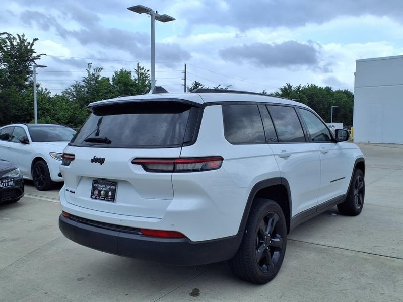 2023 Jeep Grand Cherokee L AltitudeImage 13