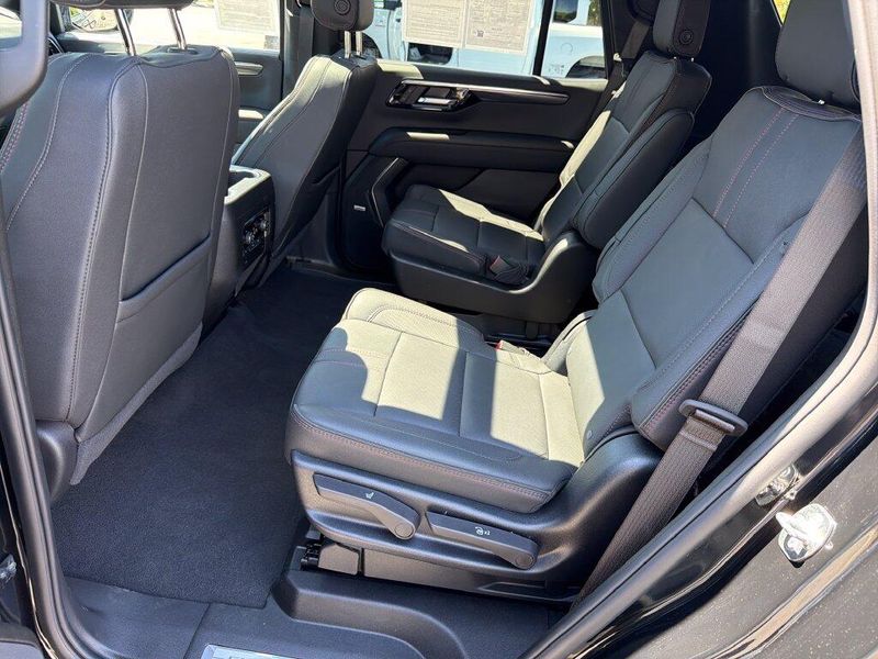 Used 2026 Chevrolet Tahoe RSTImage 20