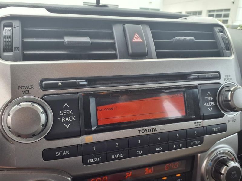 2011 Toyota 4Runner LimitedImage 25