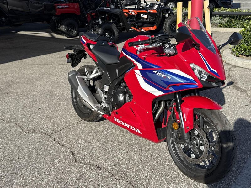 Used 2025 Honda CBR500R Image 10