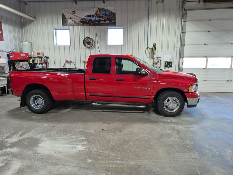 2005 Dodge Ram 3500 Image 1