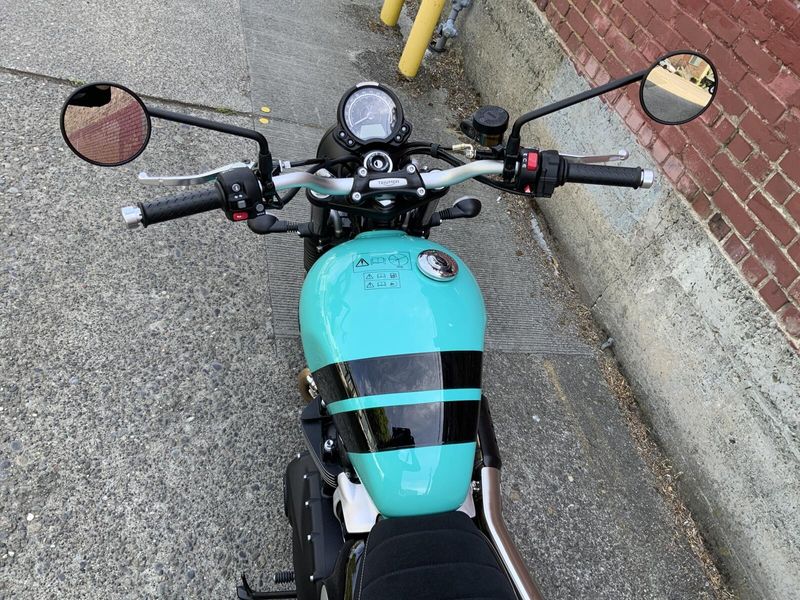 2025 Triumph SCRAMBLER 900 