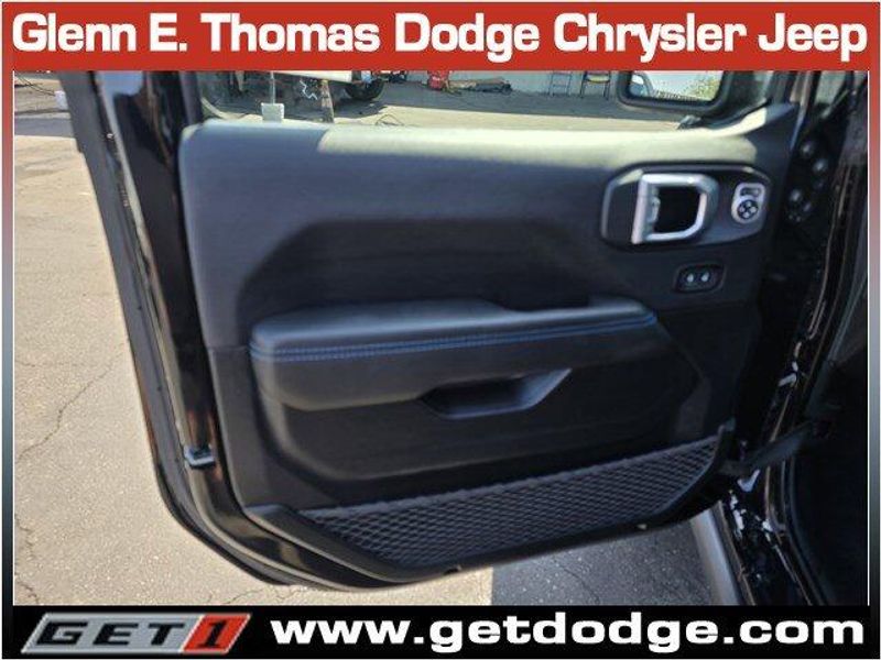2021 Jeep Wrangler 4xe Unlimited Rubicon photo 19