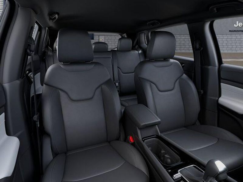 New 2026 Jeep Compass Limited 4x4Image 16