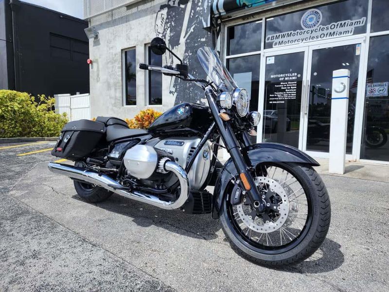 2025 BMW R 18 ClassicImage 10