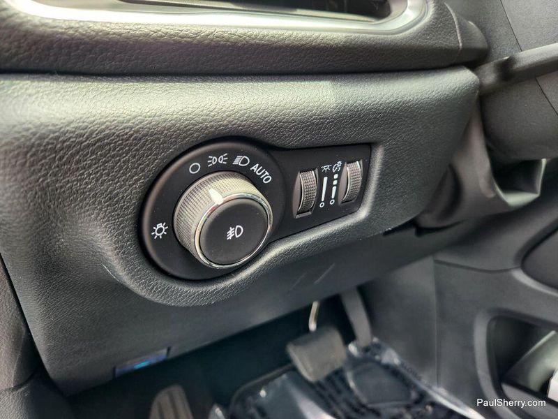 New 2025 Chrysler Pacifica LimitedImage 27