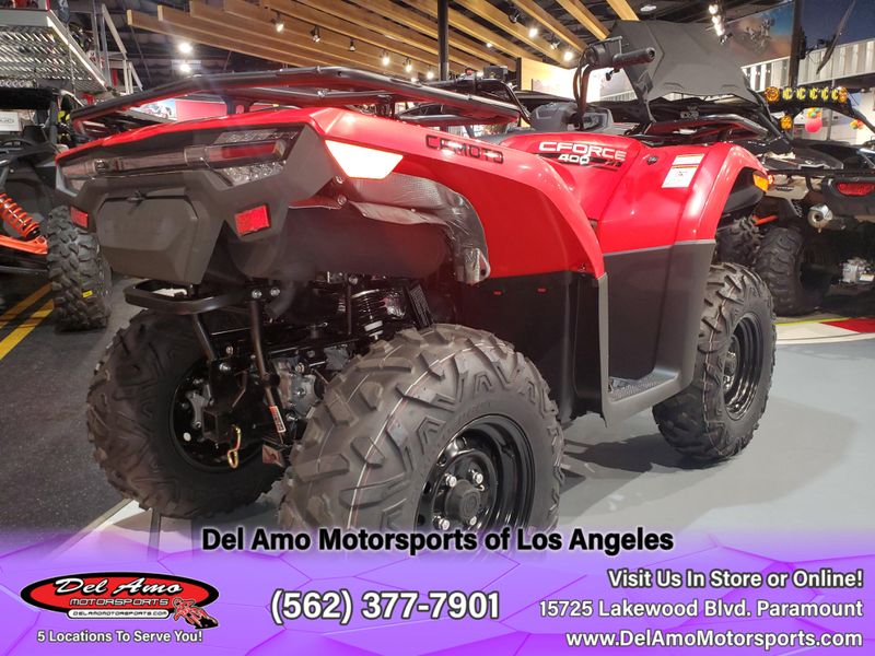 2024 CFMOTO CF400AU-6S  in a ROCKET RED exterior color. Del Amo Motorsports of Los Angeles (562) 262-9181 delamomotorsports.com 