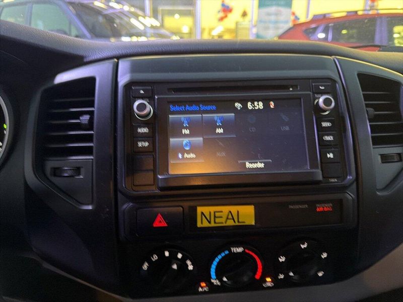 2015 Toyota Tacoma Base photo 10