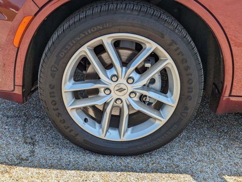 2021 Dodge Durango GT Plus in a Octane Red Pearl Coat exterior color and Blackinterior. Johnson Dodge 601-693-6343 pixelmotiondemo.com 