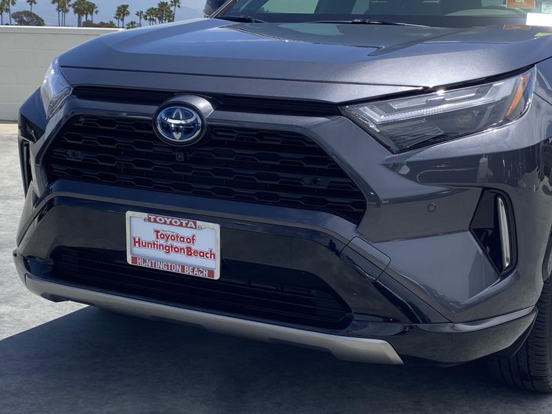 2024 Toyota RAV4 XSEImage 9