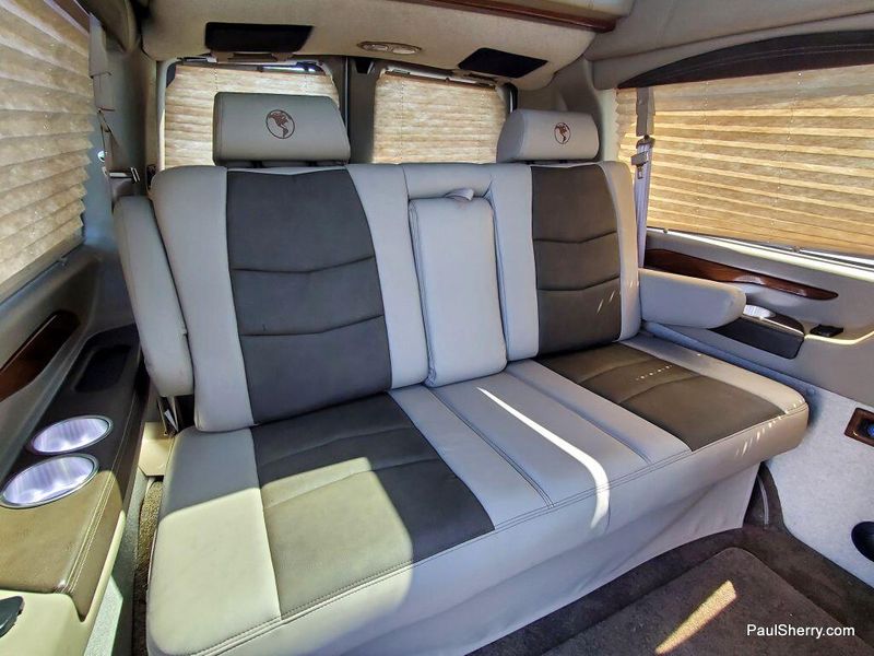 2020 GMC Savana Cargo Image 4
