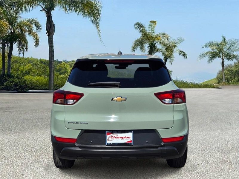 Used 2025 Chevrolet Trailblazer FWD 4dr LS
