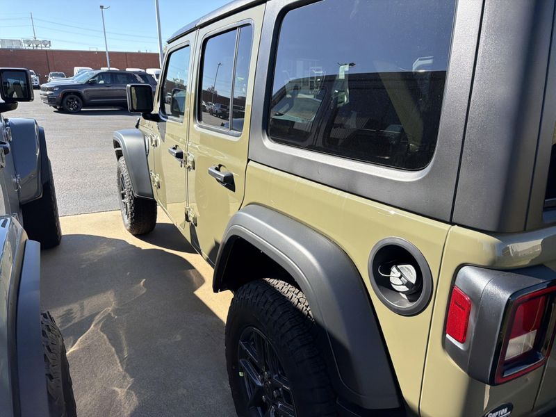 New 2026 Jeep Wrangler 4-door Sport SImage 11