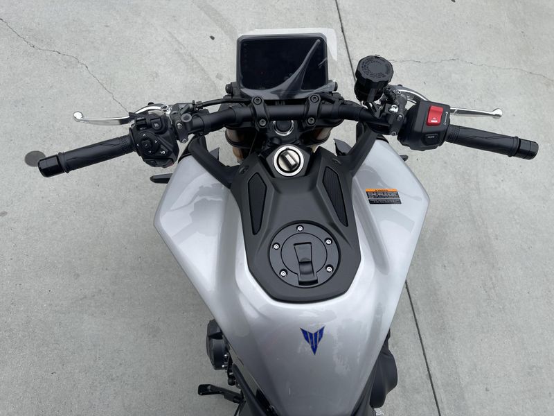 2025 Yamaha MT-09 SP Image 10
