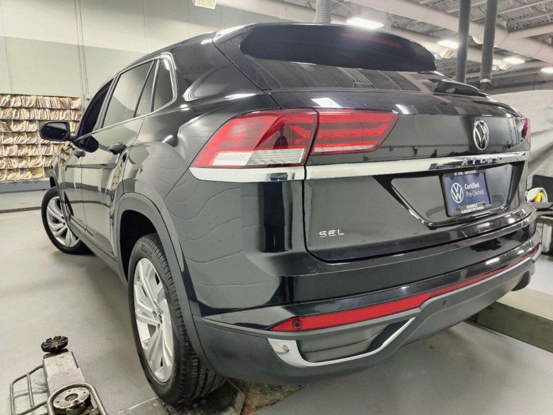 2021 Volkswagen Atlas Cross Sport SEL AWD w/Sunroof/NavImage 13