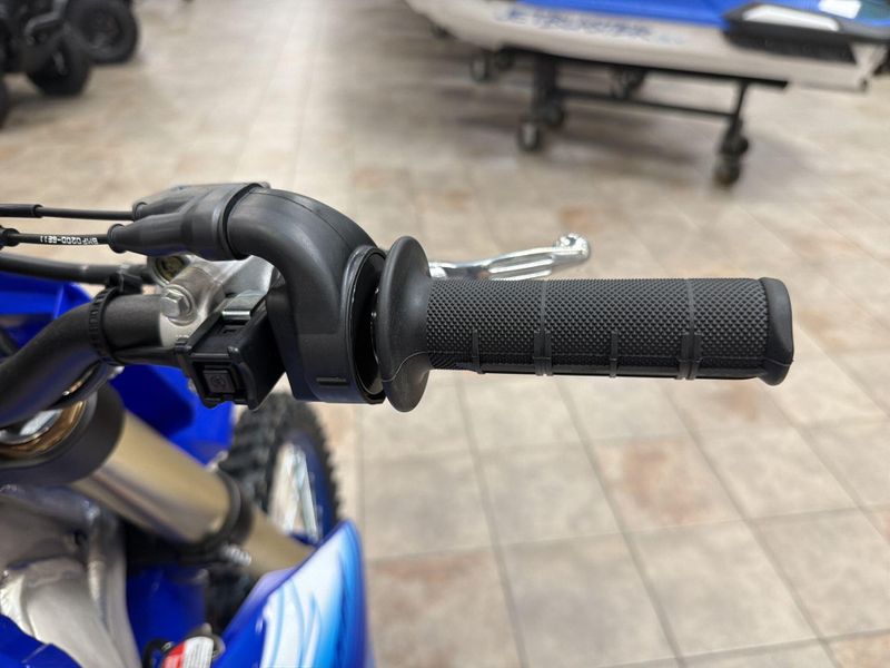 New 2027 Yamaha YZ250X Image 24