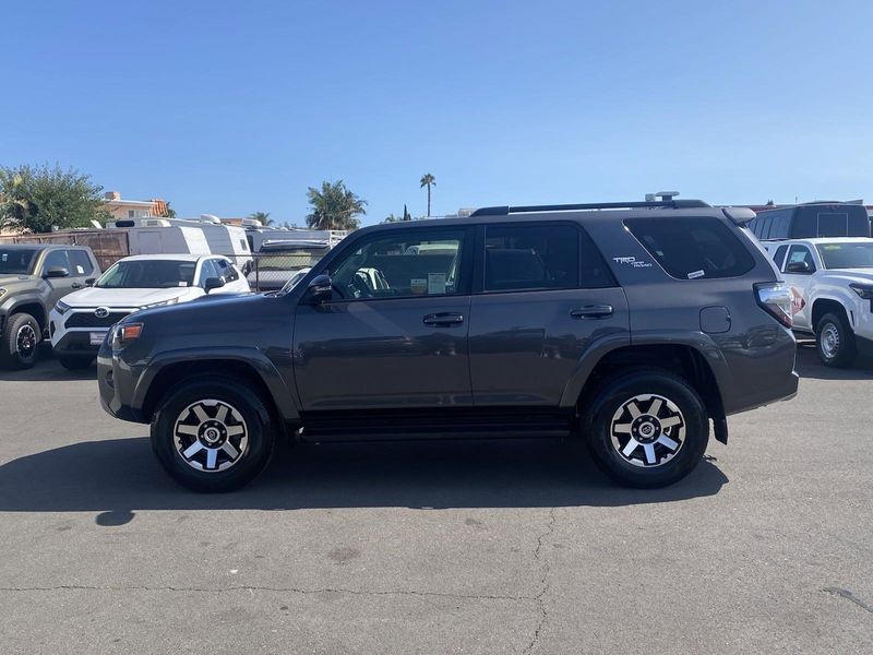 2023 Toyota 4Runner TRD Off-Road PremiumImage 7