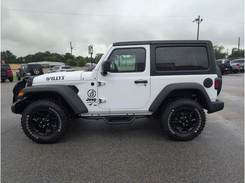 2021 Jeep Wrangler WillysImage 2