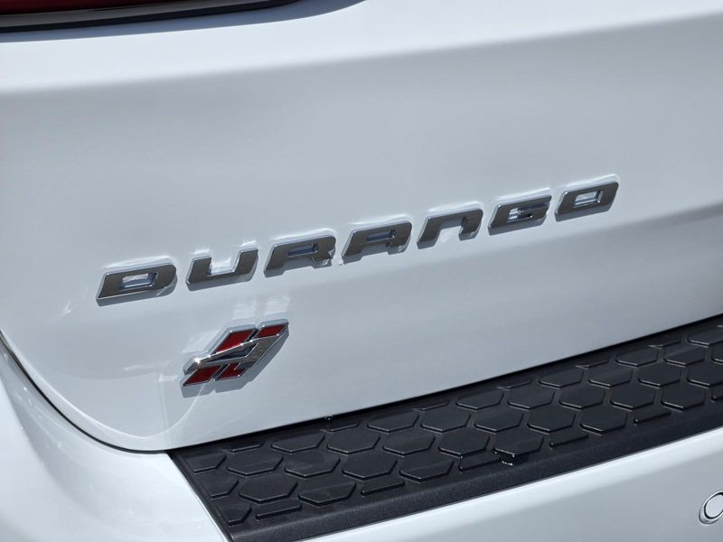 New 2026 Dodge Durango Gt Plus Awd Hemi V8