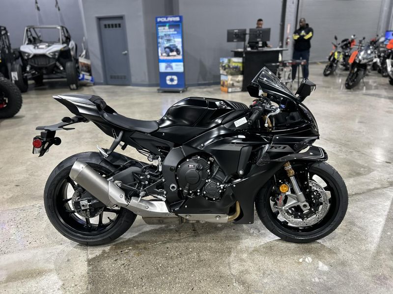 2025 Yamaha YZF-R1 Image 20