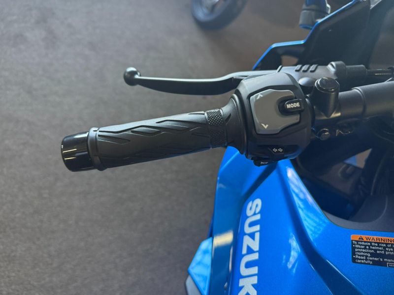 New 2026 Suzuki GSX-8R Image 17