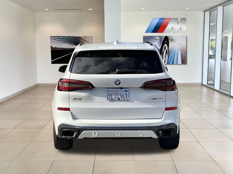 2023 BMW X5 xDrive45eImage 7