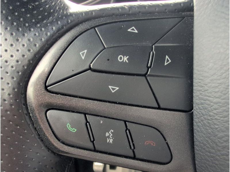 Used 2023 Dodge Challenger SXTImage 24