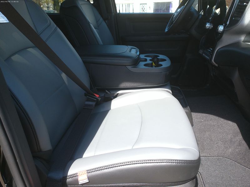 2025 RAM 2500 Tradesman Crew Cab 4x4 6