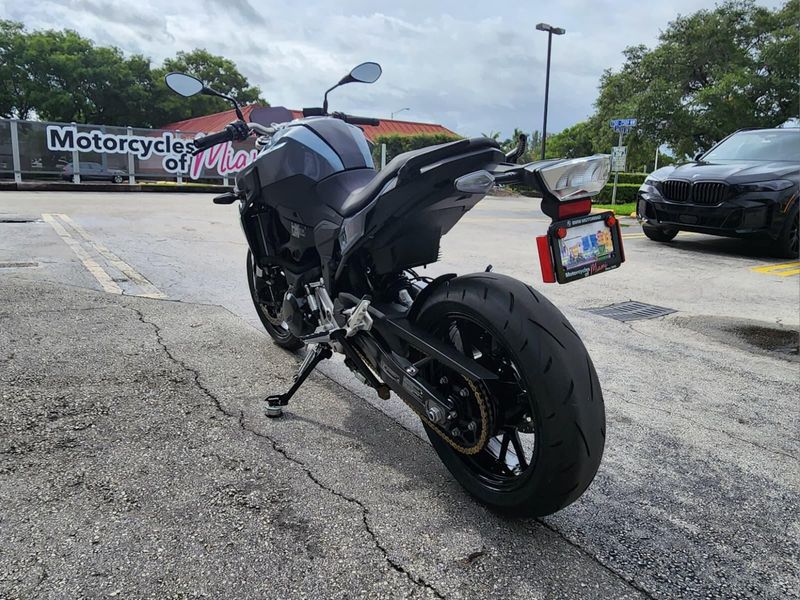 Used 2023 BMW F 900 R Image 7