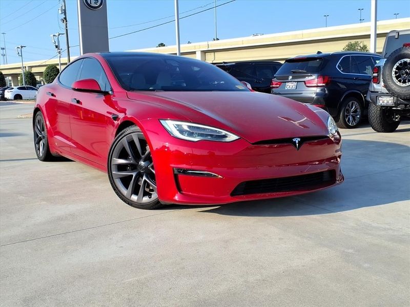 Used 2022 Tesla Model S PlaidImage 1