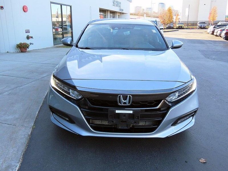 2018 Honda Accord SportImage 2