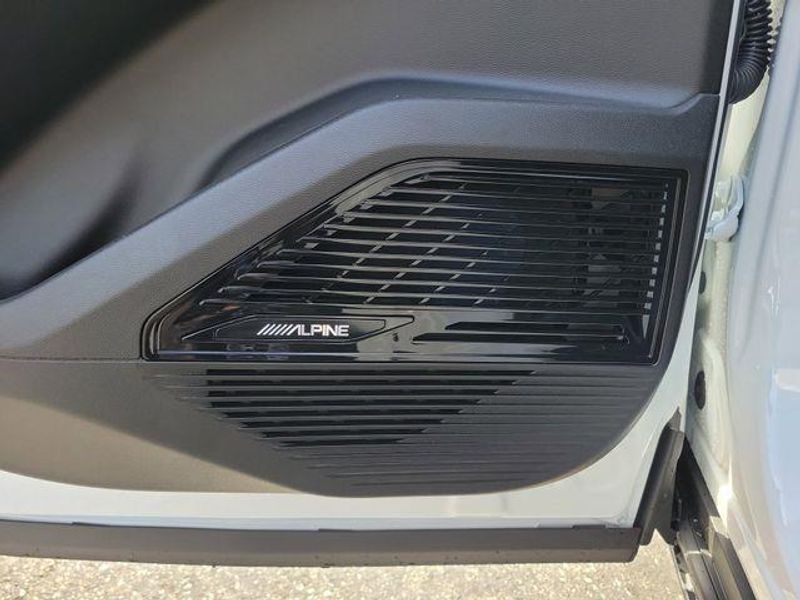 New 2026 Jeep Cherokee Overland 4x4