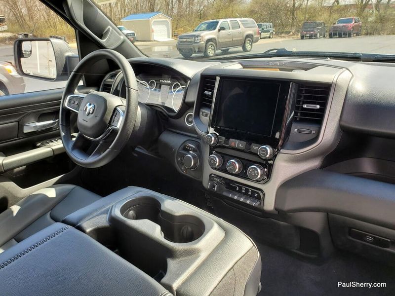 New 2026 RAM 1500 Tradesman Crew Cab 4x4 5'7' Box