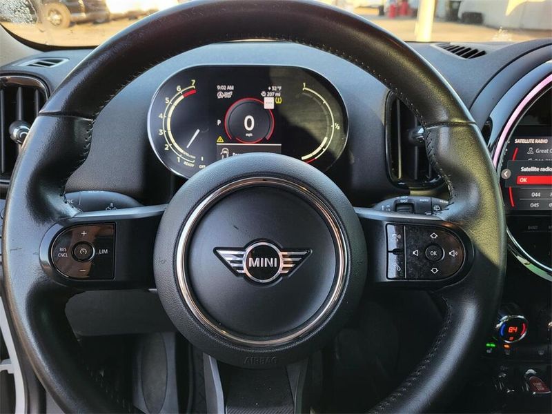 2022 MINI Countryman BaseImage 10