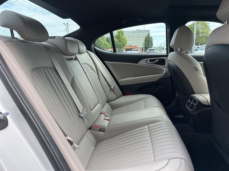 2022 Genesis G70 3.3TImage 19