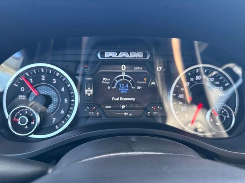 2026 RAM 1500 Big Horn Crew Cab 4x4 5'7' Box