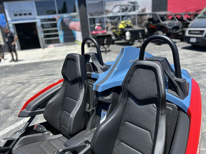 New 2025 Polaris SLINGSHOT SLR AUTODRIVE Image 13
