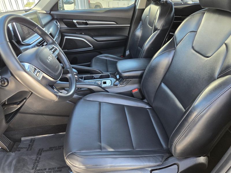 Used 2022 Kia Telluride LX AWD