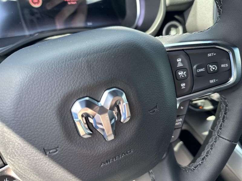 New 2025 RAM 1500 Laramie Crew Cab 4x4 5