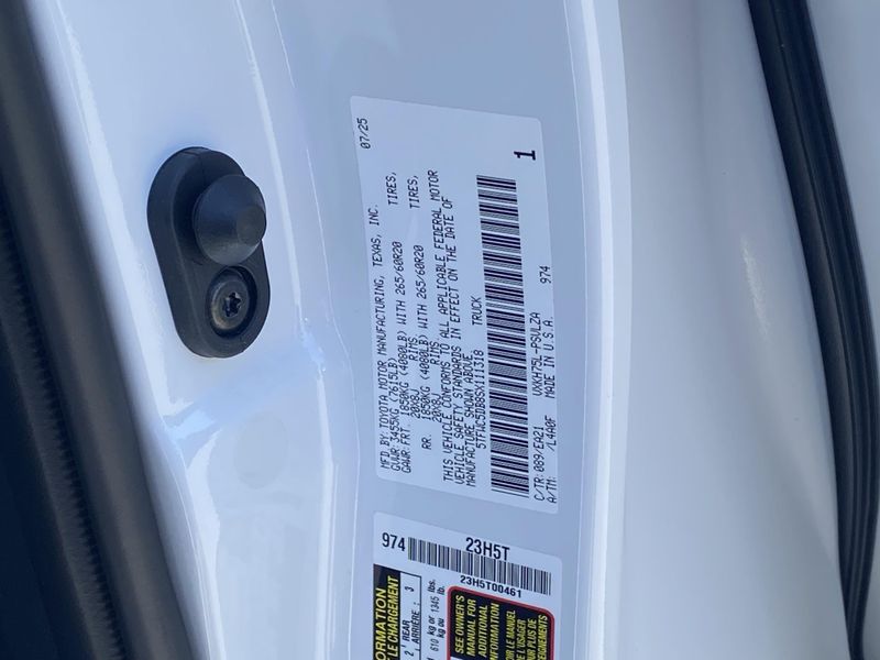 New 2025 Toyota Tundra Limited HybridImage 21
