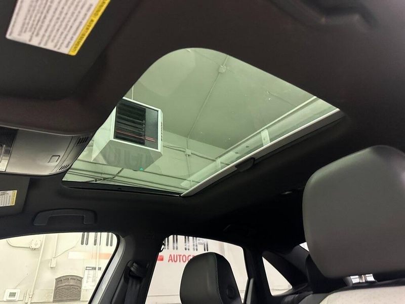 2019 Volkswagen Jetta R-LineImage 22