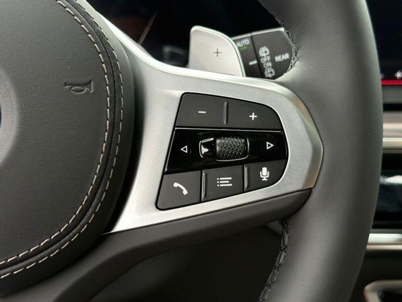 New 2026 BMW X5 xDrive50eImage 23