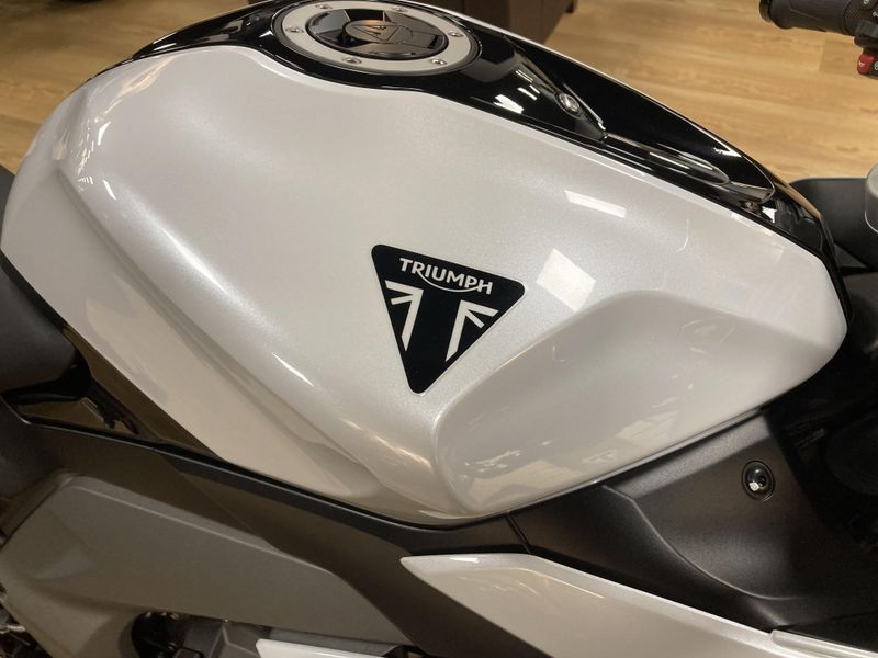 2025 Triumph Daytona 660