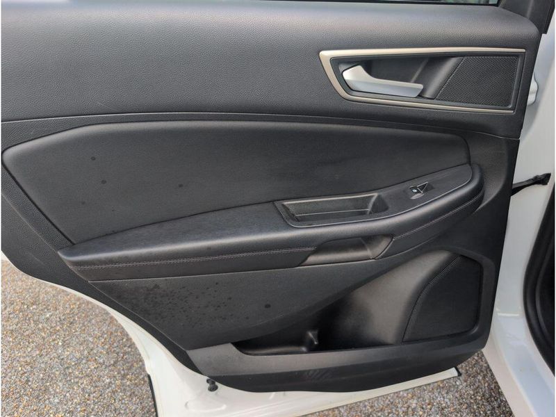 Used 2024 Ford Edge SELImage 31