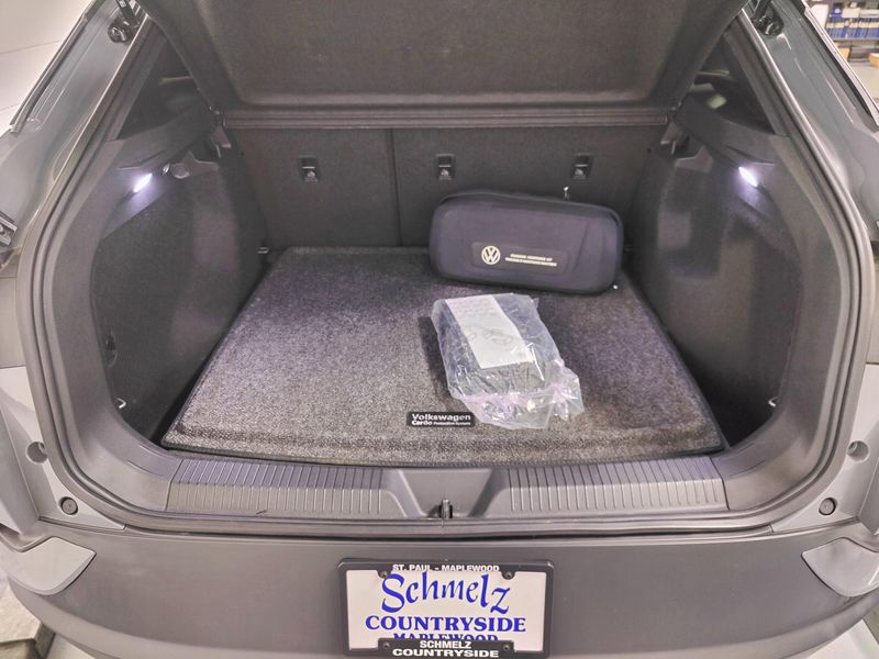 Used 2023 Volkswagen ID.4 Pro AWD 82kW Long RangeImage 13